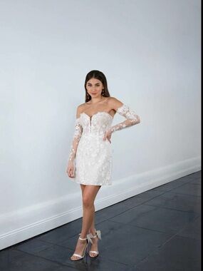 Martina Liana Style 1599 wedding dress (currently discontinued)